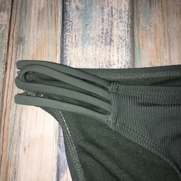 NWT Xhilaration Green Hipster Bikini Bottoms - Picture 3 of 4